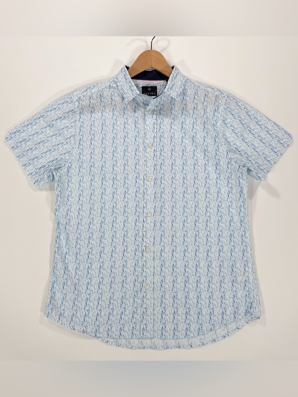 Vustra Mens Large White Blue Abstract Print Short Sleeve 100% Organic Cotton